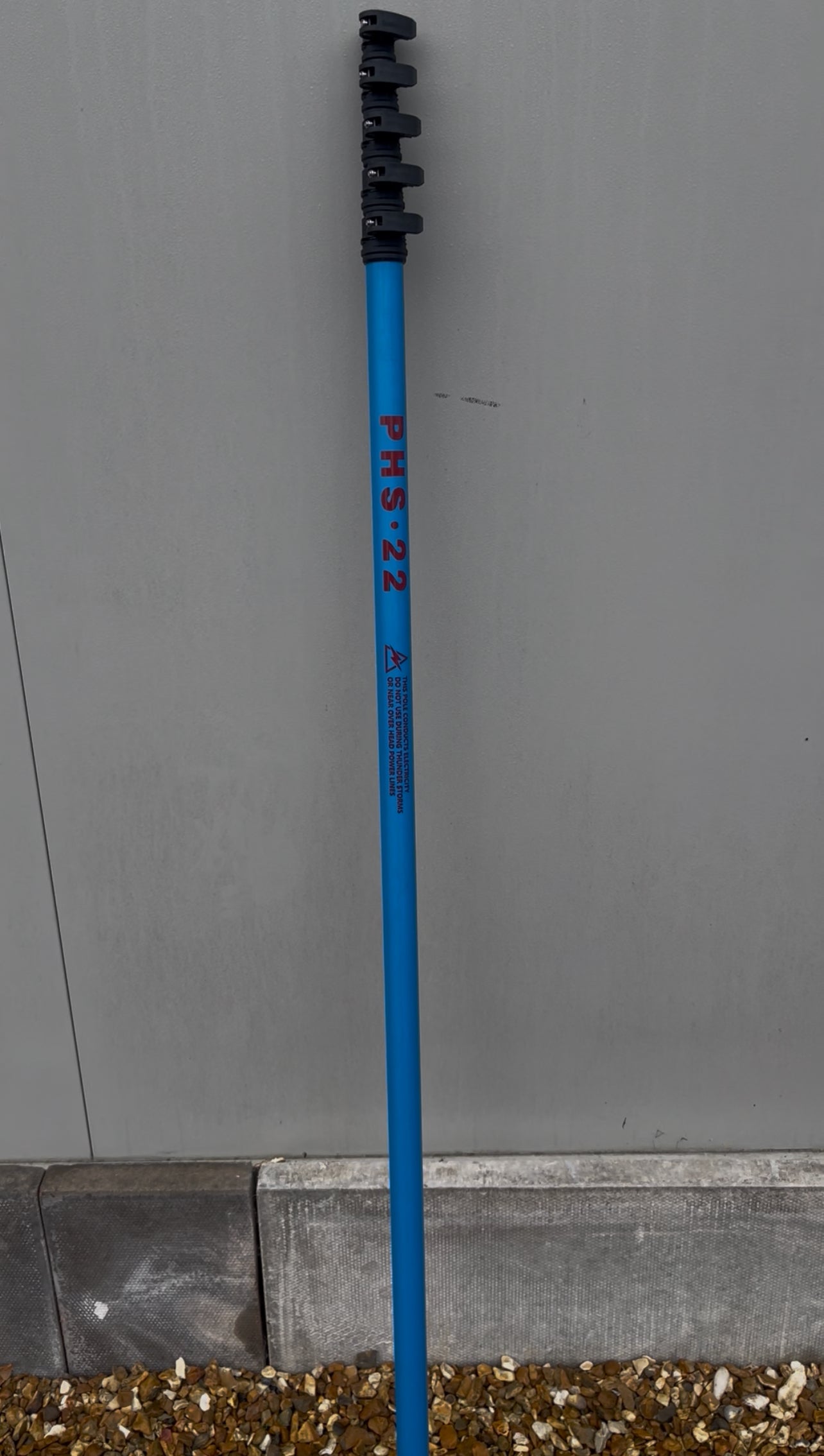PHS.22 22FT FULL CARBON WATER FED POLE (INSULATED BASE SECTION)